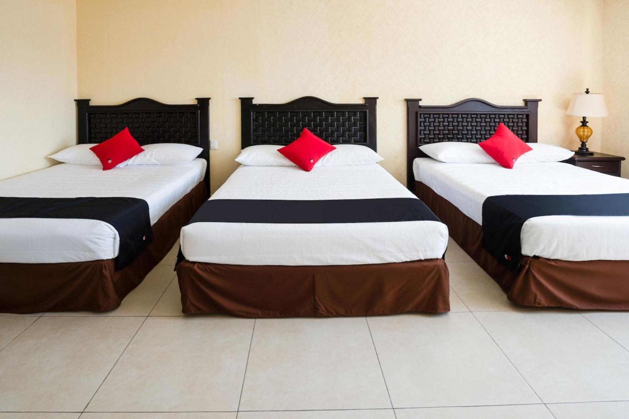 Capital O Hotel Los Caracoles, אקפולקו מראה חיצוני תמונה